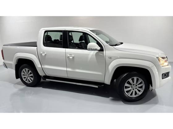 VOLKSWAGEN AMAROK 2.0 HIGHLINE 4X4 CD 16V TURBO INTERCOOLER DIESEL 4P AUTOMÁTICO VOLKSWAGEN AMAROK 2.0 HIGHLINE 4X4 CD 16V TURBO INTERCOOLER DIESEL 4P AUTOMÁTICO